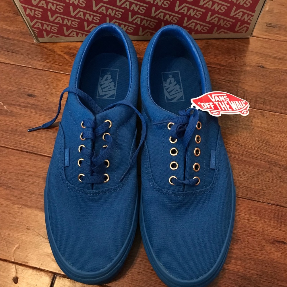 Men’s size 11 royal blue Vans